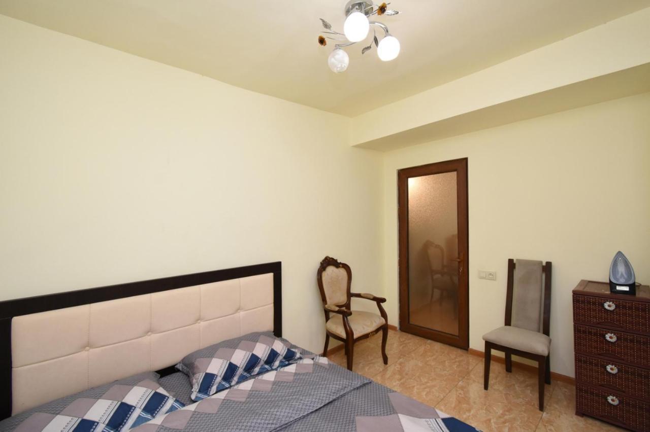 A&X Hostel&tours Erivan Exterior foto