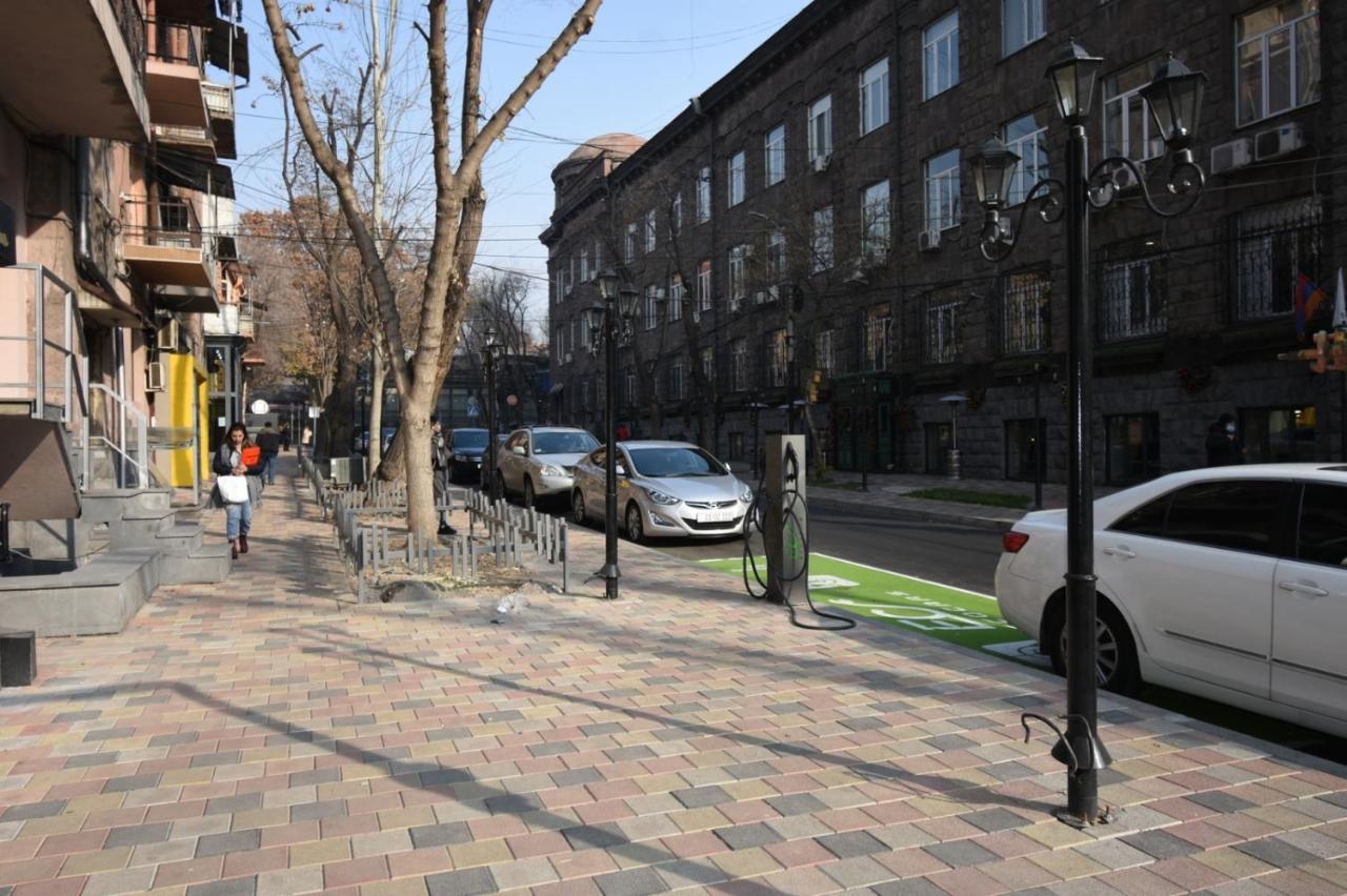 A&X Hostel&tours Erivan Exterior foto